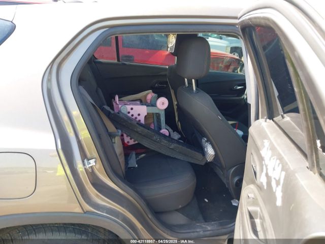KL7CJKSB7LB346699 Chevrolet Trax Fwd Ls