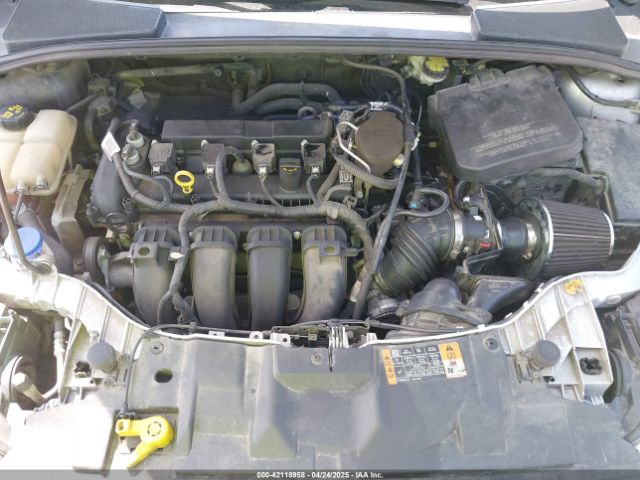 1FADP3K20FL288791 Ford FOCUS SE