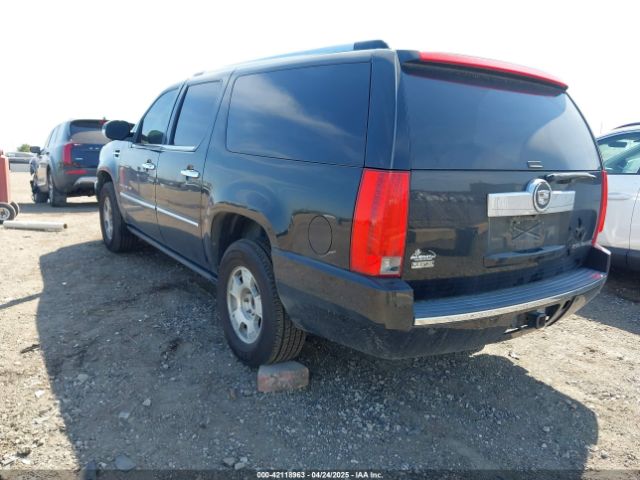 2011 CADILLAC ESCALADE ESV 1GYS3JEF7BR119904 Photo 2