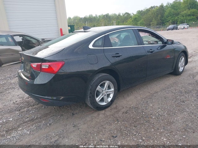 1G1ZB5STXSF110018 Chevrolet Malibu Fwd Ls