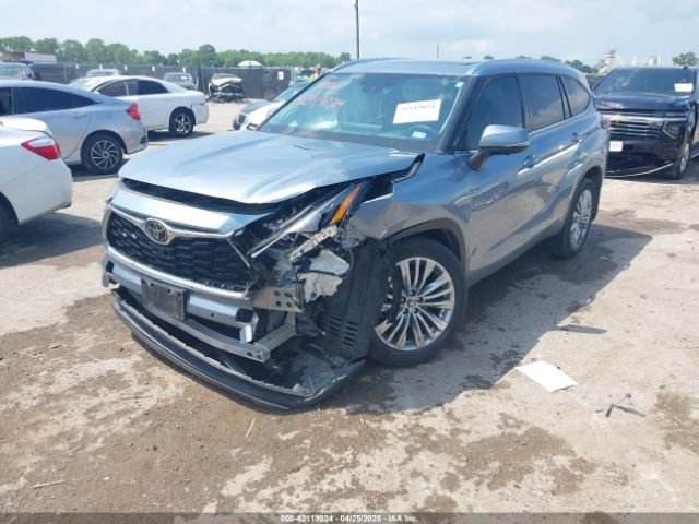 5TDKDRAH3RS531743 Toyota Highlander Platinum