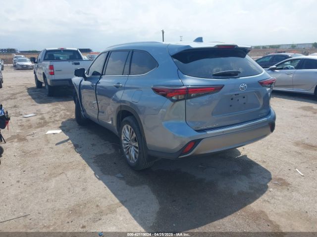 5TDKDRAH3RS531743 Toyota Highlander Platinum