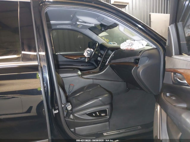 1GYS4HKJ7KR113180 Cadillac Escalade Esv Luxury