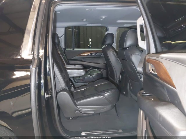 1GYS4HKJ7KR113180 Cadillac Escalade Esv Luxury