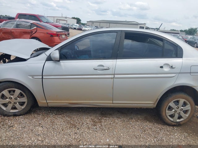 Продаж на аукціоні авто 2010 Hyundai Accent Gls, vin: KMHCN4AC9AU516927, номер лоту: 42119026