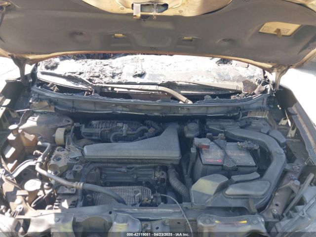 KNMAT2MT9JP525966 Nissan ROGUE SV