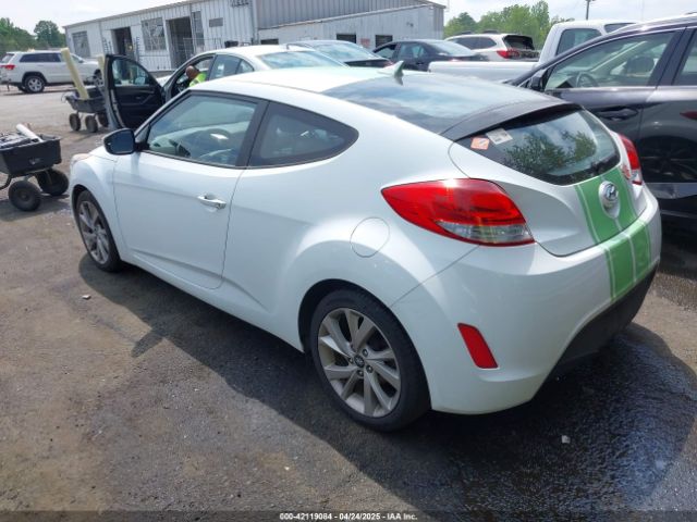 KMHTC6AD9GU265426 Hyundai Veloster