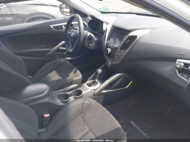 KMHTC6AD9GU265426 Hyundai Veloster