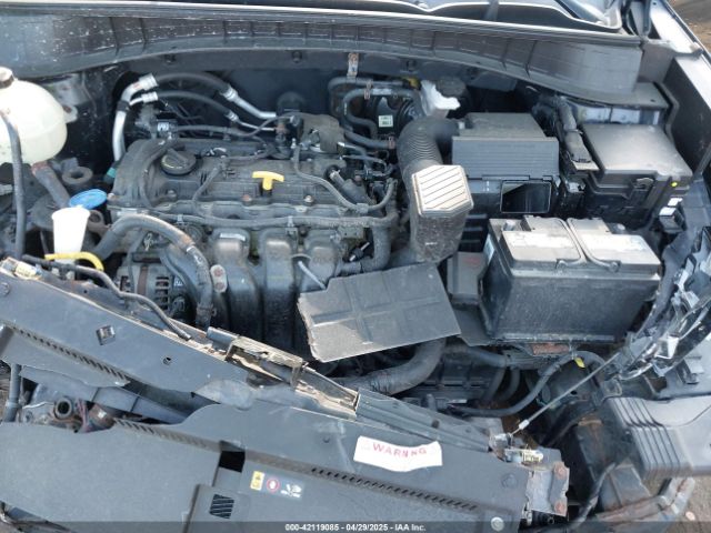 KM8J3CA43GU038447 Hyundai TUCSON SE