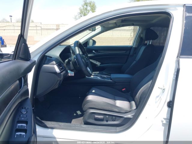 1HGCV3F40LA011770 Honda Accord Hybrid Ex