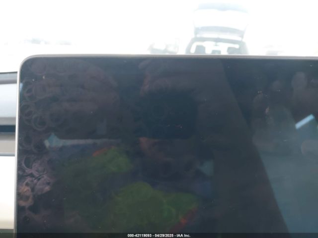 7SAYGDEE3NF426030 Tesla Model Y