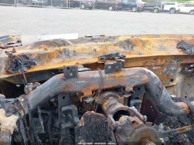 1GCNCNEH9JZ249273 Chevrolet Silverado 1500 Wt