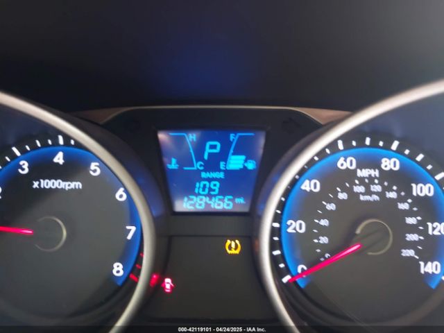 KM8JU3AG4EU917072 Hyundai TUCSON SE