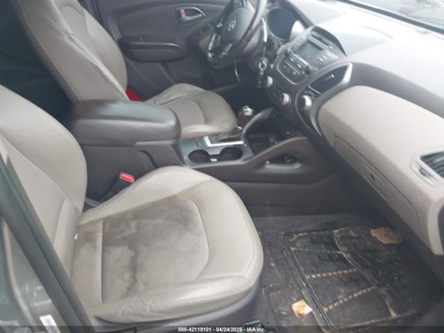 KM8JU3AG4EU917072 Hyundai TUCSON SE