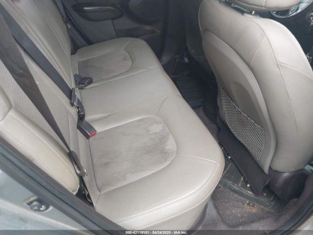 KM8JU3AG4EU917072 Hyundai TUCSON SE