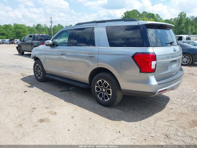 1FMJU1J89REA25669 Ford Expedition Xlt