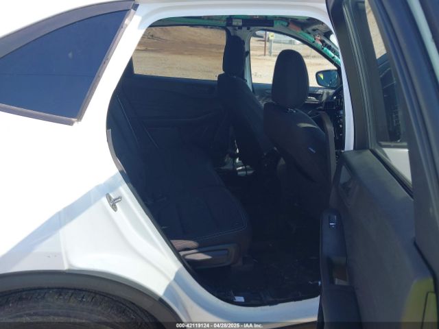 1FMCU0GN7SUA37654 Ford Escape Active