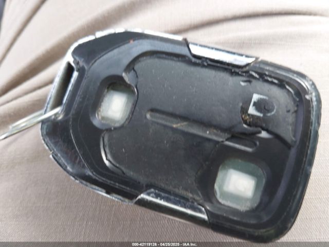 3GKALMEVXKL128523 GMC Terrain Sle