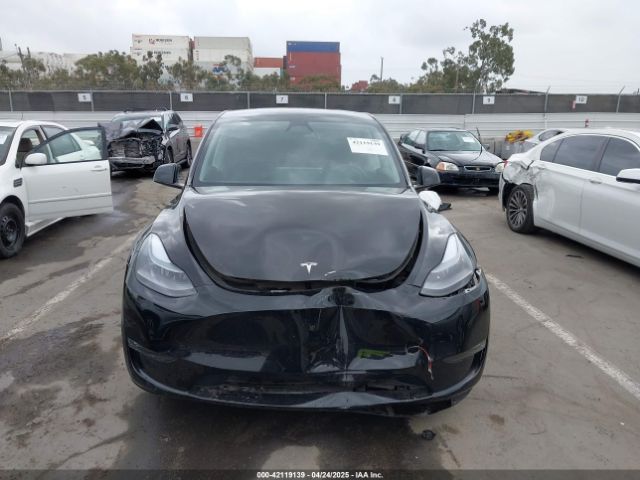 7SAYGDEFXSF231966 Tesla Model Y Performance Dual Motor All-wheel Drive
