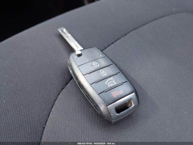 KNDJN2A20F7764609 KIA Soul