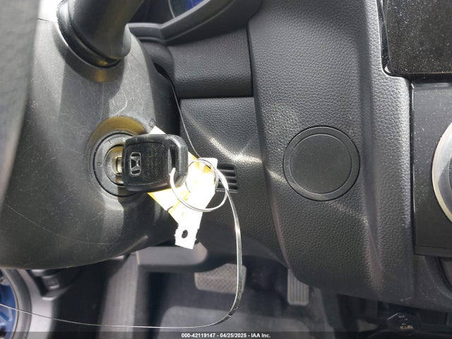 3HGGK5H50FM752374 Honda FIT LX