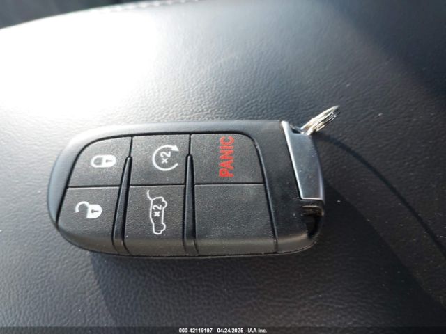 1C4RJFAG7NC149692 Jeep Grand Cherokee Wk Laredo X 4x4