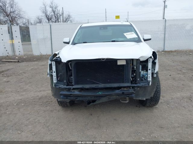 1GKS2GKC9KR159332 GMC Yukon Xl Slt