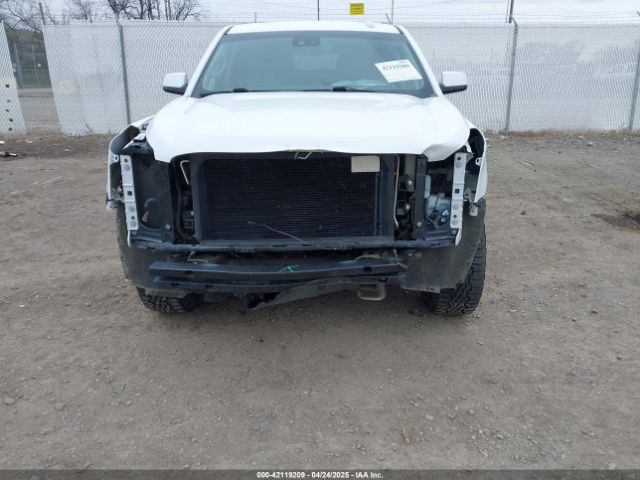 1GKS2GKC9KR159332 GMC Yukon Xl Slt