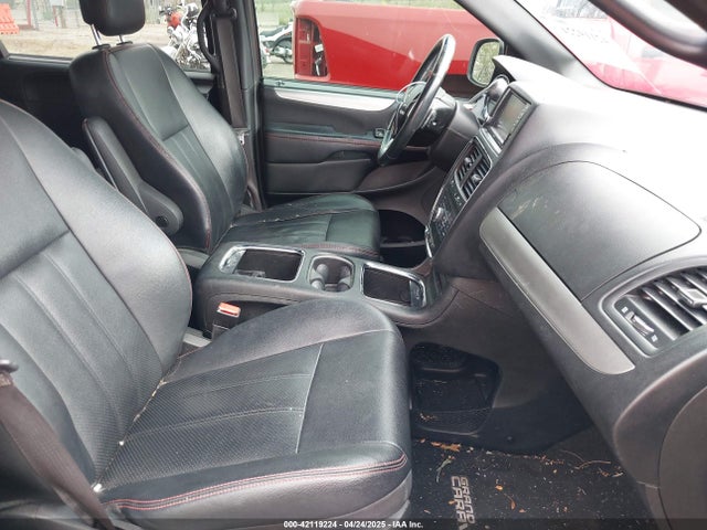 2C4RDGEG9HR852407 Dodge Grand Caravan Gt