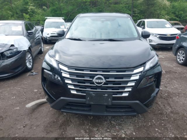 5N1BT3AB5RC685914 Nissan Rogue S Intelligent Awd