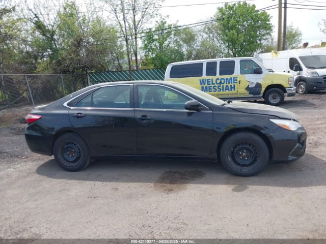 4T1BD1FK2FU175455 Toyota Camry Hybrid Le