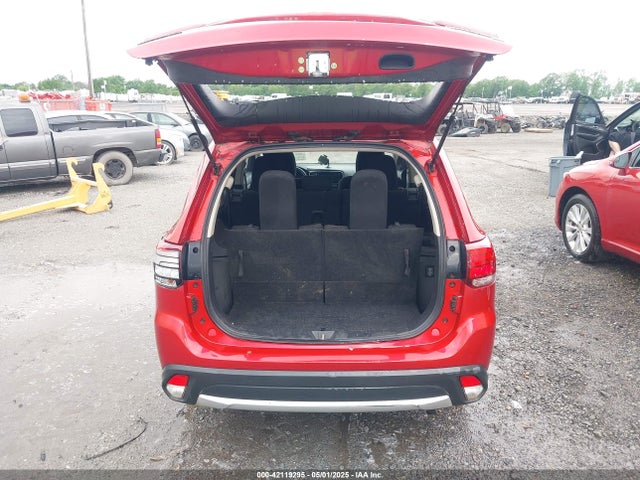 Mitsubishi Outlander Se 2018 JA4AD3A34JZ037255 Image 17