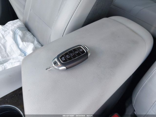 KMHLN4AJ1NU027118 Hyundai Elantra Hybrid Limited