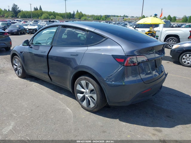 2023 TESLA MODEL Y 7SAYGDEE2PF839866 Photo 2