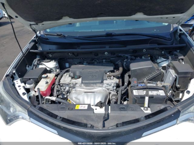 JTMWFREV6HJ111319 Toyota Rav4 Xle
