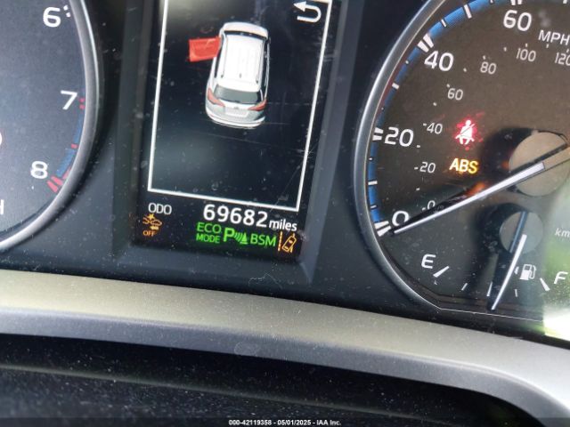 JTMWFREV6HJ111319 Toyota Rav4 Xle
