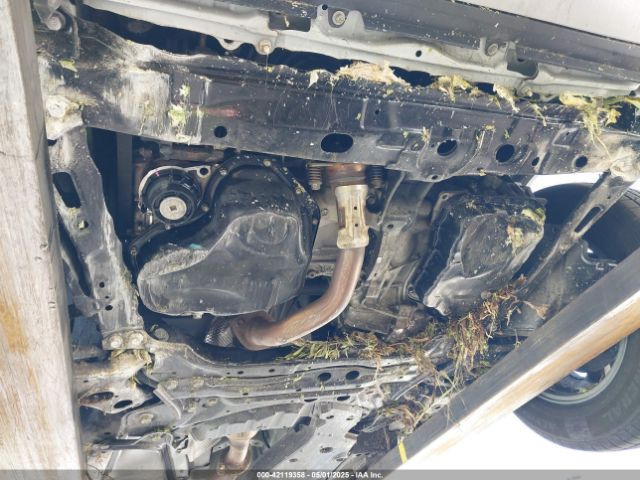 JTMWFREV6HJ111319 Toyota Rav4 Xle