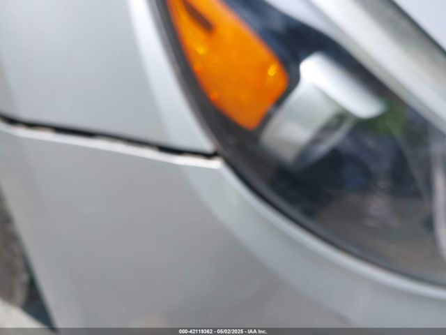 KNDMB5C10G6192380 KIA SEDONA LX