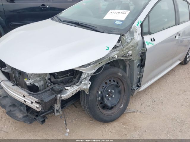 5YFB4MDE4PP006958 Toyota COROLLA LE