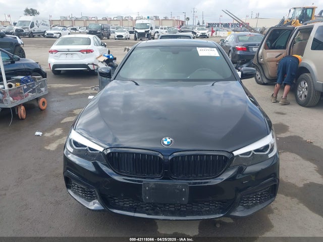 WBAJE5C5XJWA94252 BMW 540I