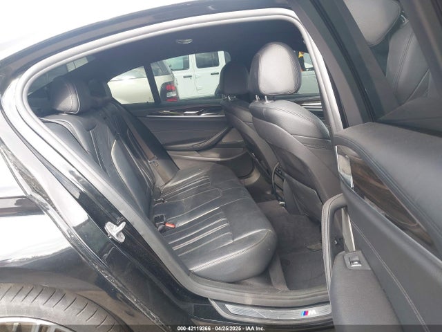 WBAJE5C5XJWA94252 BMW 540I