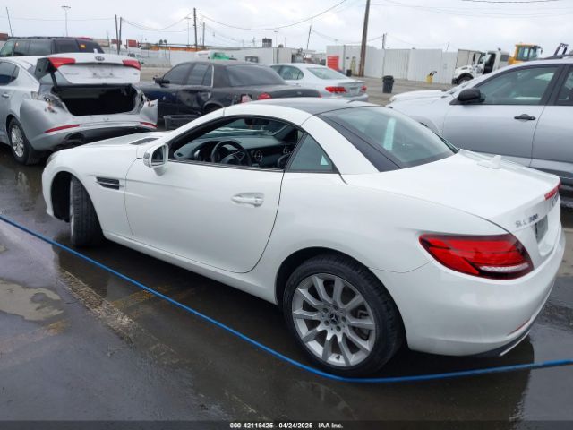 2020 MERCEDES-BENZ SLC 300 W1KPK3JA7LF170171 Photo 2