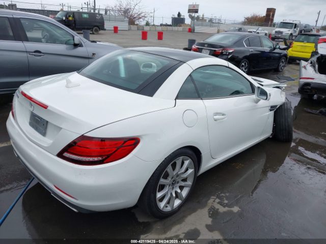 2020 MERCEDES-BENZ SLC 300 W1KPK3JA7LF170171 Photo 3