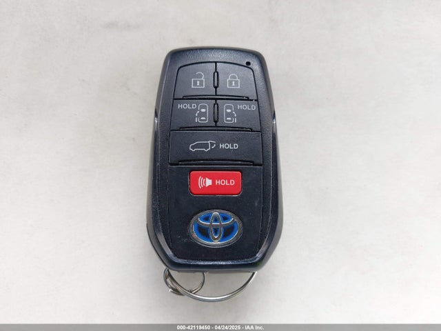 5TDDRKEC1PS158425 Toyota Sienna Xse