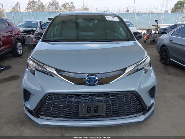 5TDDRKEC1PS158425 Toyota Sienna Xse