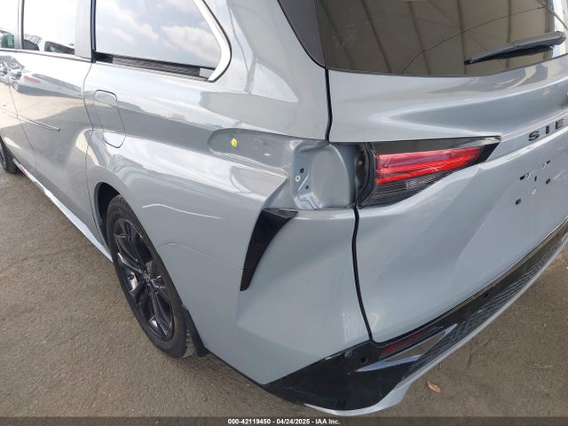 5TDDRKEC1PS158425 Toyota Sienna Xse