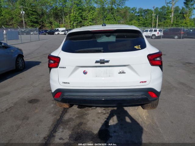 KL77LGE28RC018635 Chevrolet Trax Fwd 1rs