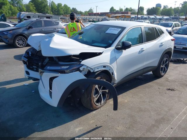 KL77LGE28RC018635 Chevrolet Trax Fwd 1rs