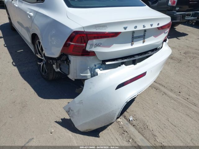 2019 VOLVO S60 7JRA22TK4KG017483 Photo 5