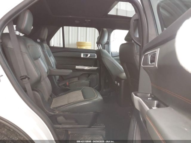 2023 FORD EXPLORER 1FMSK8JH1PGB52243 Photo 7